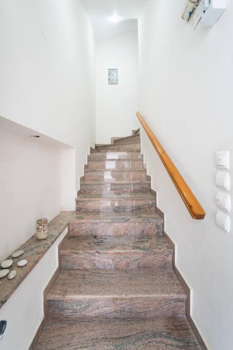 Evelina 1 Apartment Lixouri Bagian luar foto