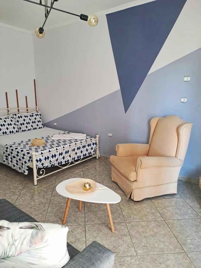 Evelina 1 Apartment Lixouri Bagian luar foto